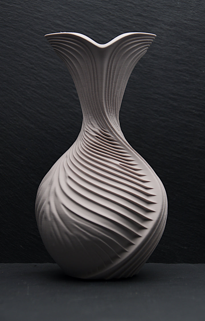 NYX Vase – Stone Clay – Frontalansicht – Nora Blatt