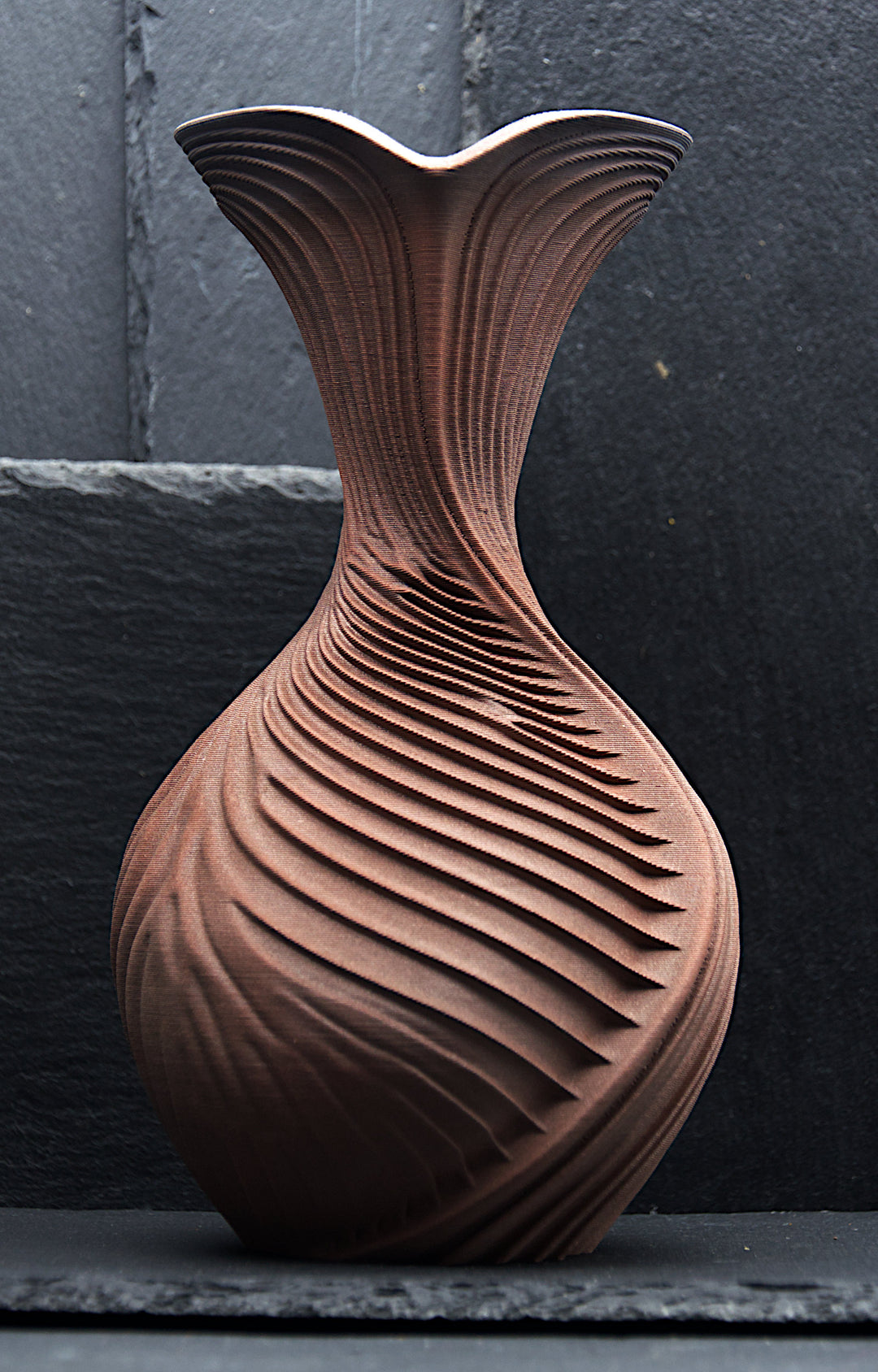 NYX Vase – Metal Copper – Frontalansicht – Nora Blatt